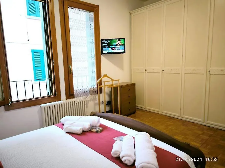 Apartamento Centro Storico Con Garage Incluso, Da Kathy Desenzano del Garda 0*,