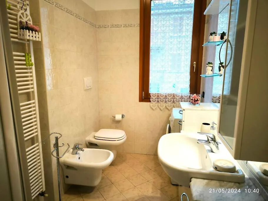 Apartamento Centro Storico Con Garage Incluso, Da Kathy Desenzano del Garda
