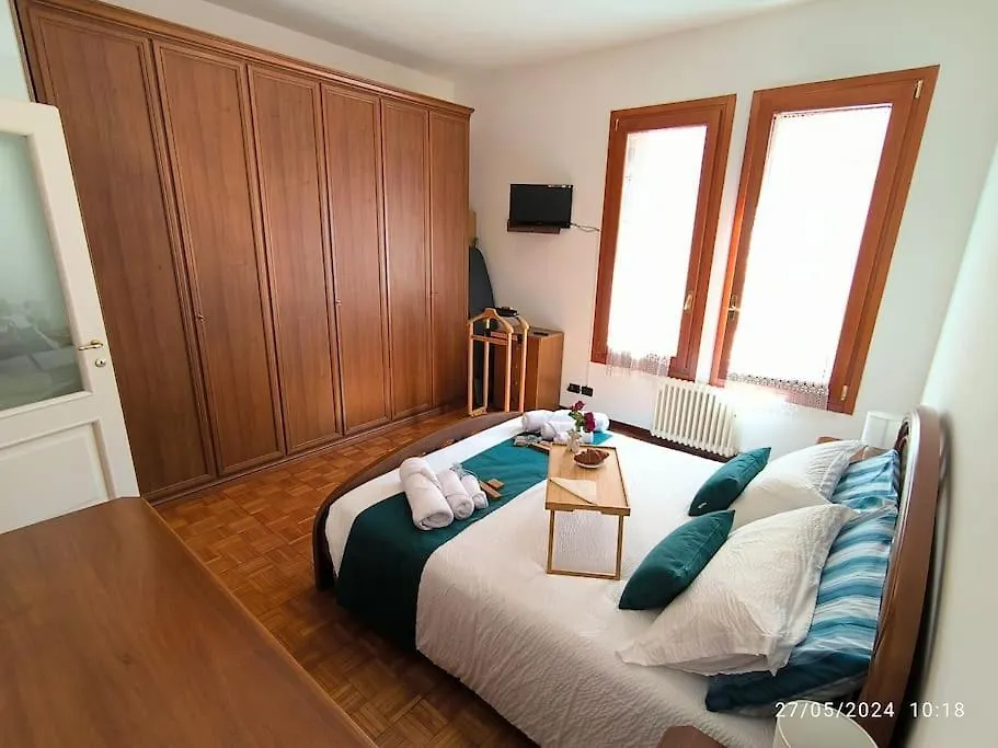 Apartamento Centro Storico Con Garage Incluso, Da Kathy Desenzano del Garda 0*,